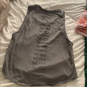 Muscle work out tank